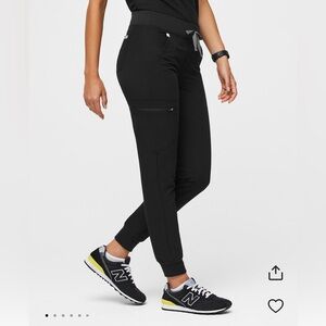 FIGS Zamora Jogger Scrub Pants - Black - Small Tall
